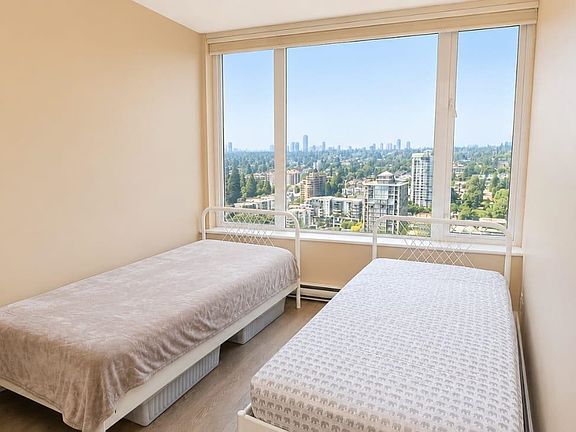 5th image of 898 Carnarvon St #3306