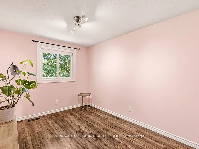409 Montfort St #4 — Photo 23