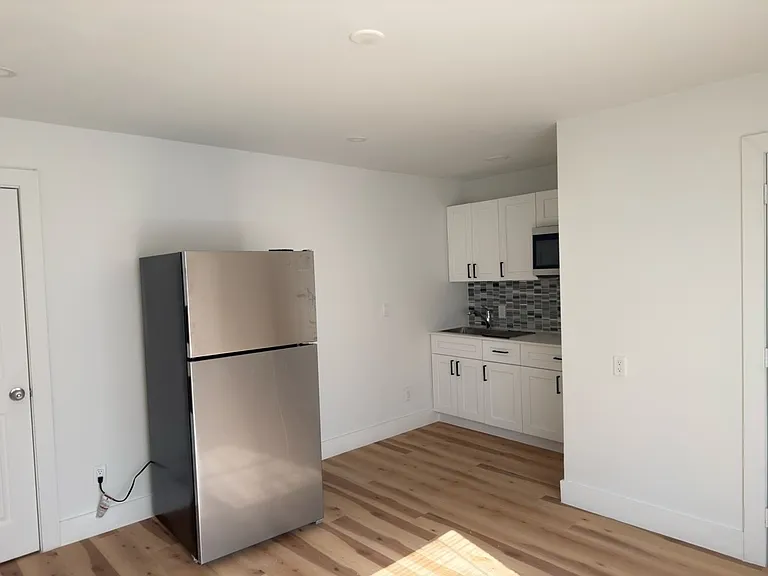 1838 McKinley St #2 — Photo 4