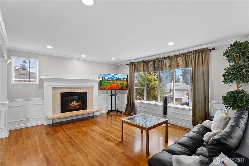 4th image of 4239 S 290th Street