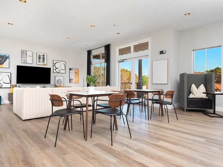 The Langdon at Walnut Park — Photo 3