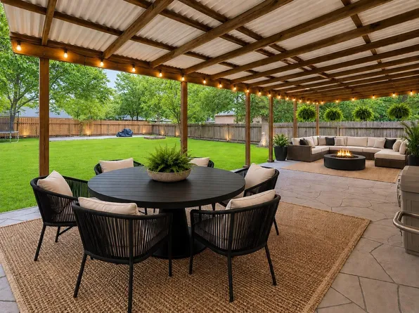 7023 Hayden Dr, Magnolia, TX 77354