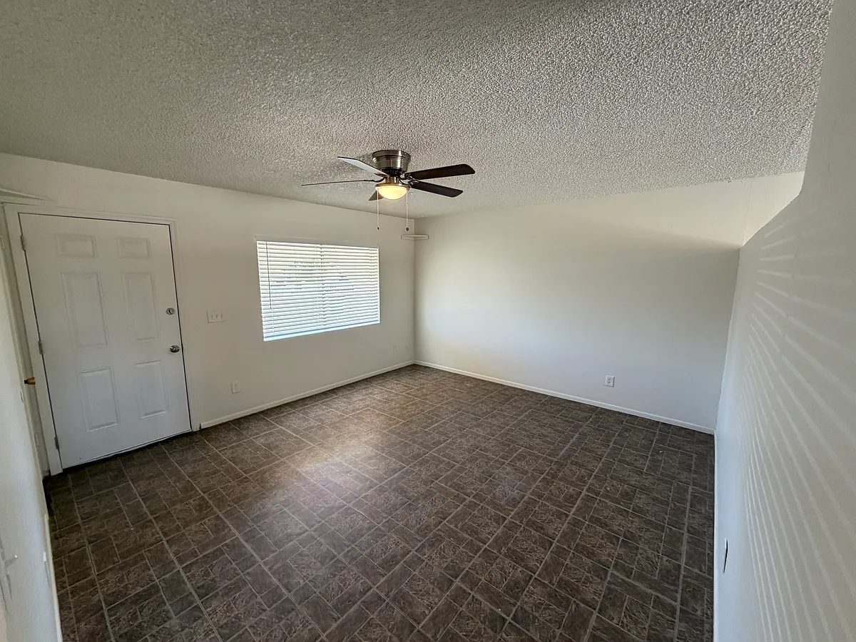 Building Photo - 6102 W Osborn Rd