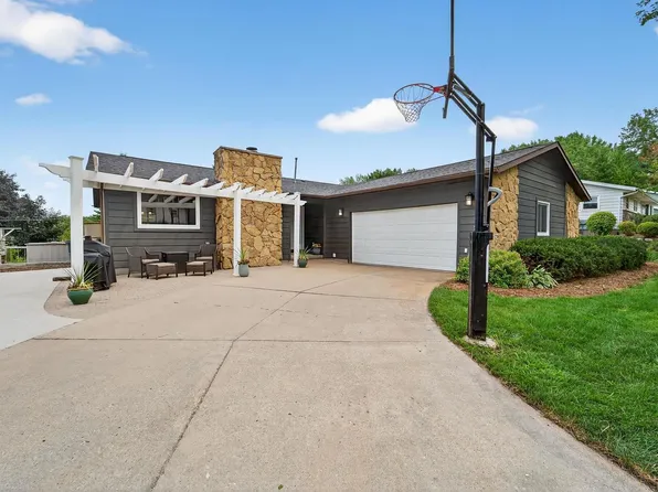 3392 Swinburne Drive, Mcfarland, WI 53558