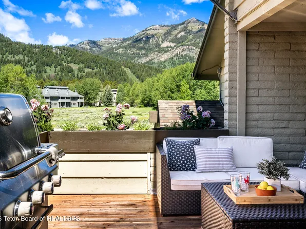 3525 N Lake Creek Dr #B, Jackson, WY 83014