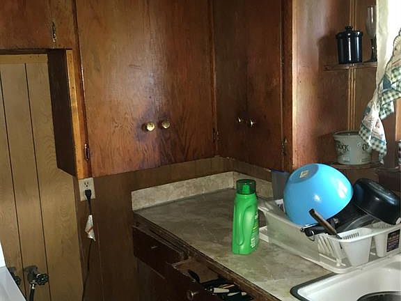 4th image of 4208 Pickett St