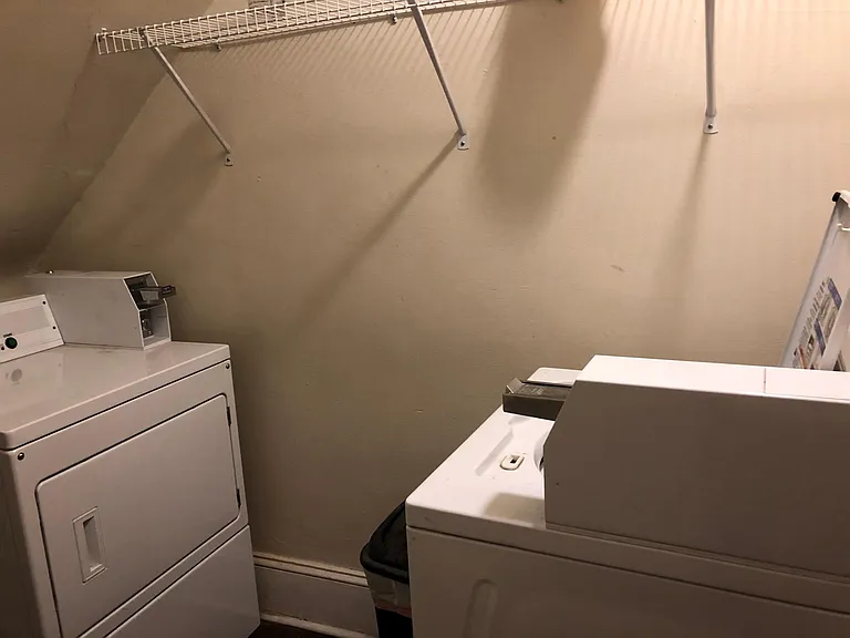 511 S 42nd St #2 — Photo 7