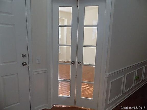 4th image of 11103 Cypress View Dr #239