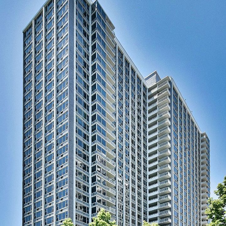 1st image of 4250 N Marine Dr APT 1310