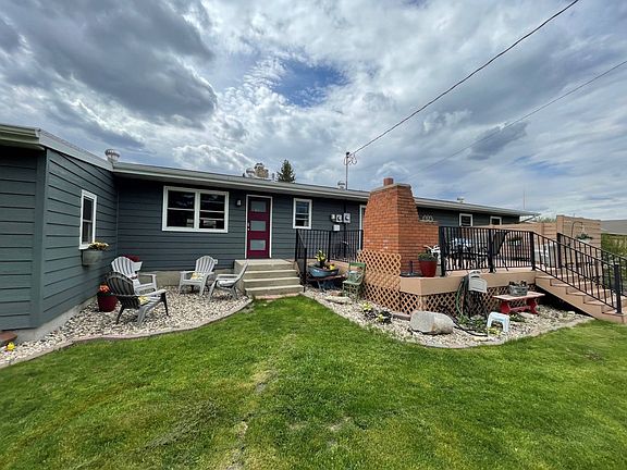 5th image of 1005 Border Dr