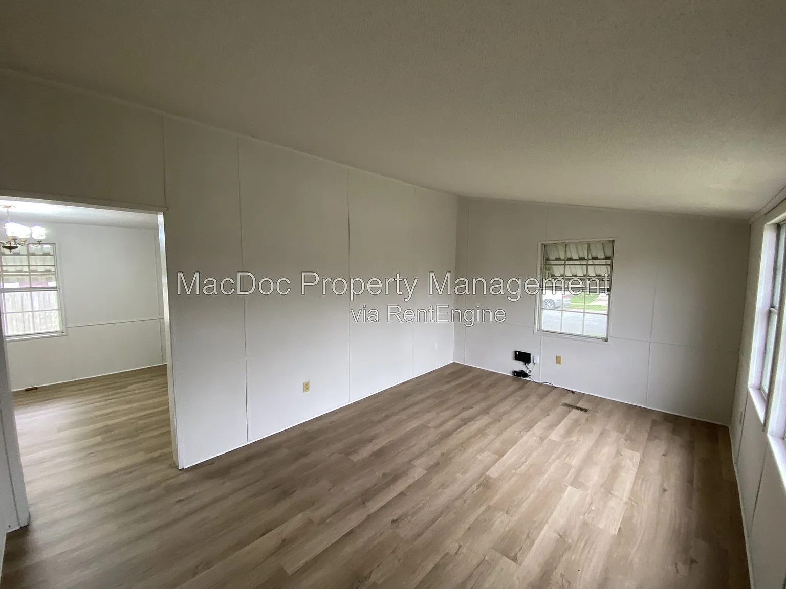 2 bed, 2.0 bath, 1116 sqft, $1,745 — Photo 4