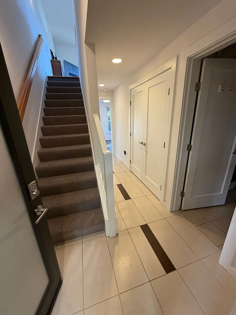 3bd/3.5ba Townhouse on Capitol Hill — Photo 3