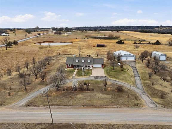 4th image of 1415 N Santa Fe Rd