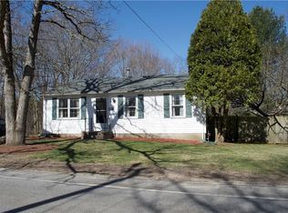 75 Pilgrim Ave, Coventry, RI 02816