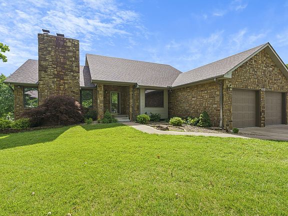 3rd image of 1806 Breezy Point Lane