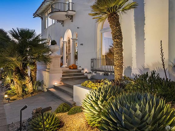 3rd image of 445 Darien Way