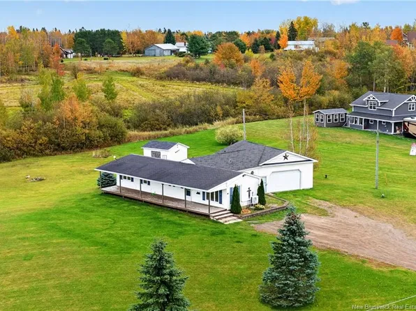 72 Pointe Dionne, Wellington, NB E4S 3Y6