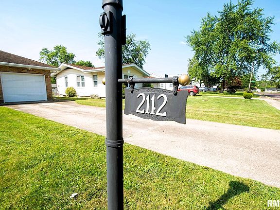 5th image of 2112 W Cashman Ct