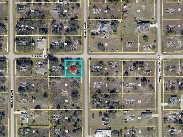 3306 E 17th St, Lehigh Acres, FL 33972
