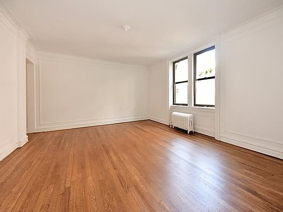 5th image of 319 W 18th St APT 2E