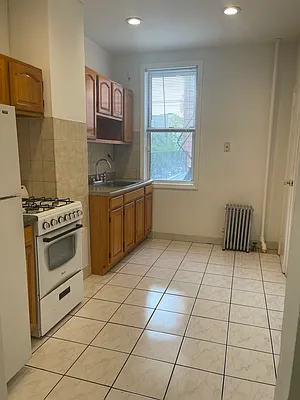 Rented by The Agency | media 7