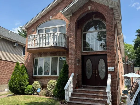 58-39 196 Place, Fresh Meadows, NY 11365