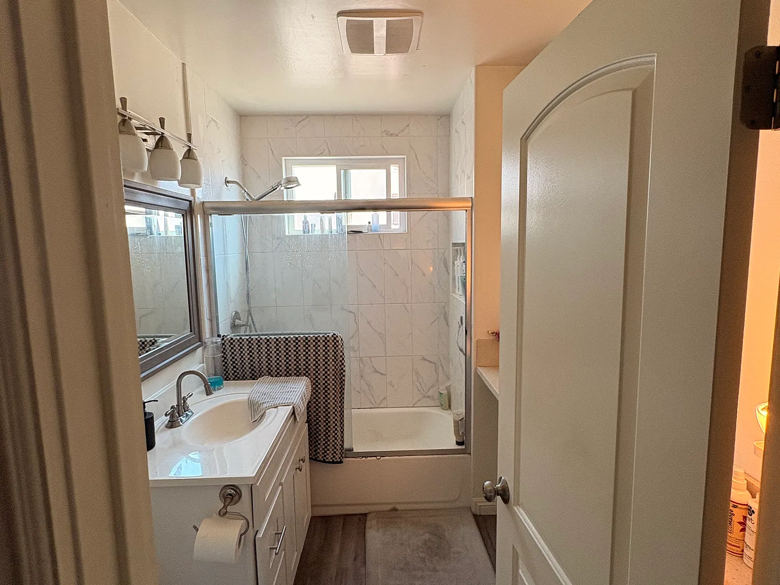 1 bed, 800 sqft, $2,250 — Photo 3
