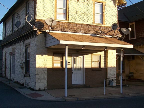 2nd image of 213 E 1st Street # Fl 2nd