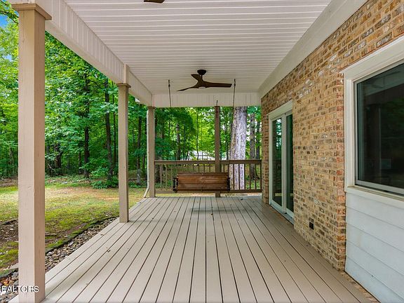 5th image of 268 Woodhaven Dr