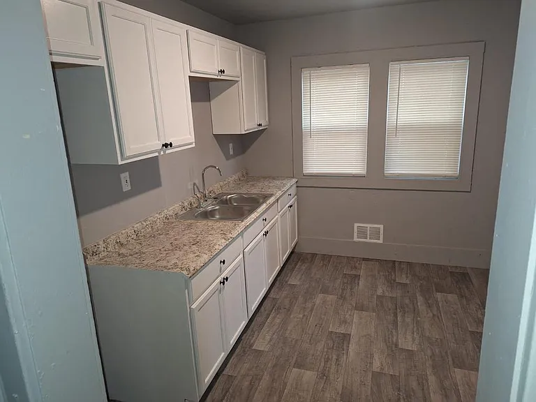 13225 Santa Rosa Dr — Photo 11