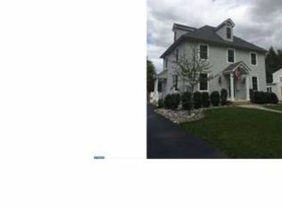 209A Linden Ave #A, Riverton, NJ 08077