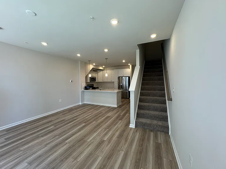 9635 Hummingbird Way — Photo 3