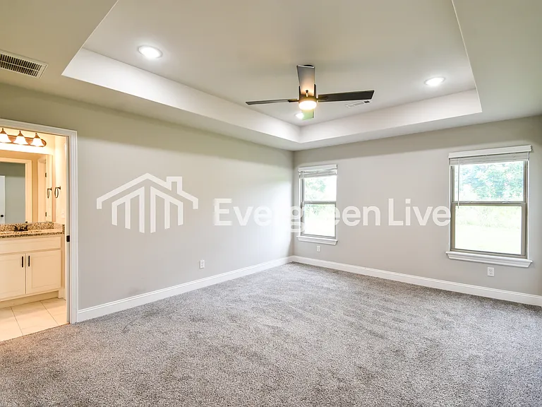 1 Patrick Cir — Photo 8