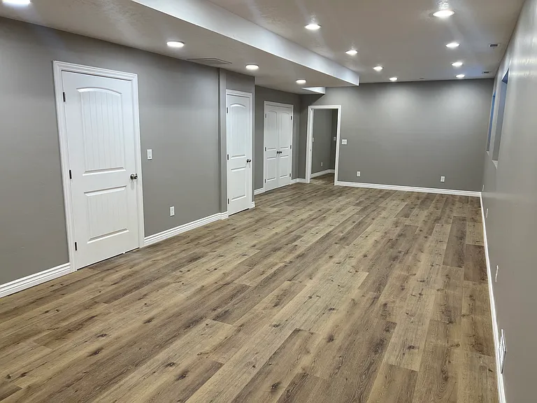 2254 N 1560 W — Photo 40