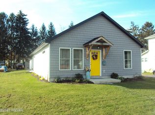 118 Beech Creek Ave, Mill Hall, PA 17751