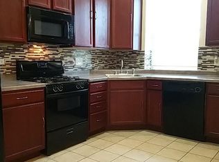 646 W 70th St #2, Chicago, IL 60621