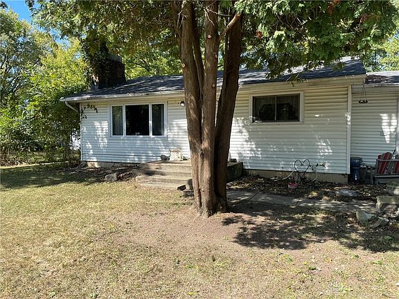4th image of 8866 Bellefontaine Rd