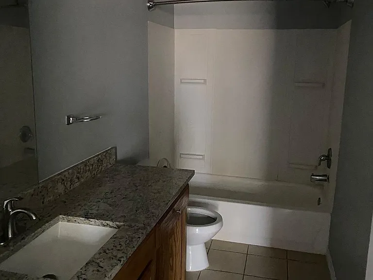 Bathroom2