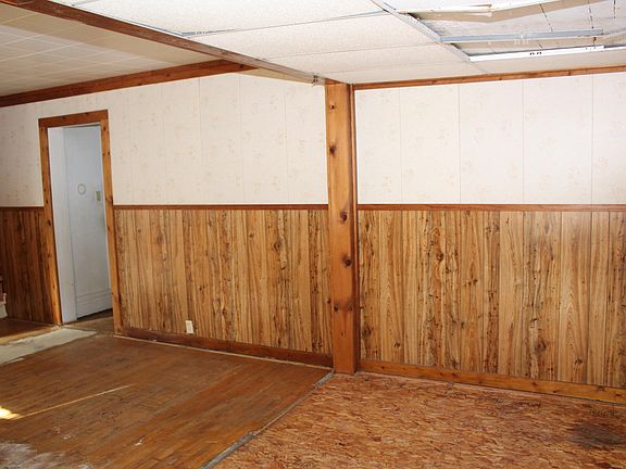 5th image of 128 W Campbell St