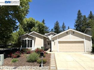 498 Freitas Rd, Danville, CA 94526