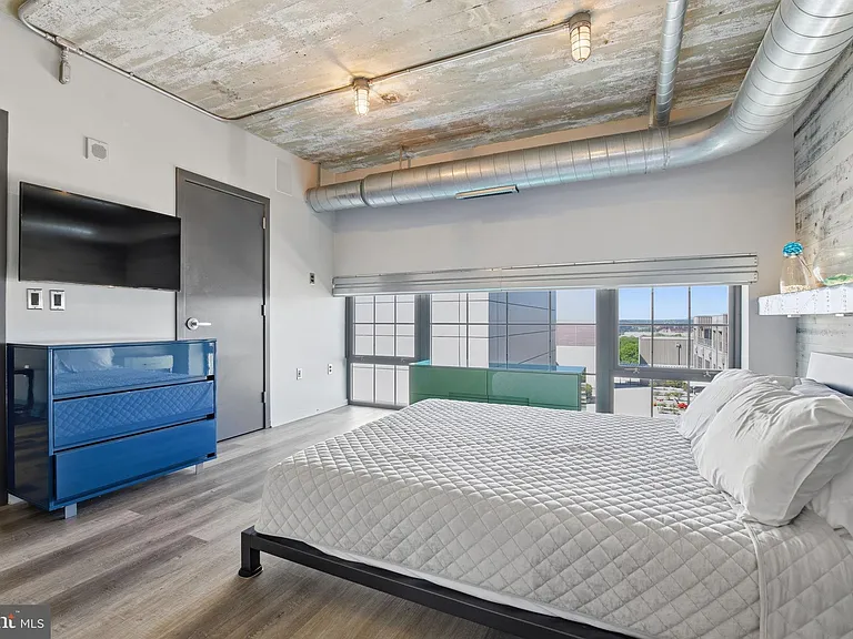 1200 Steuart St #1119 — Photo 15