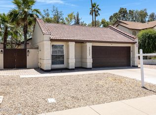 1227 W Manor St, Chandler, AZ 85224