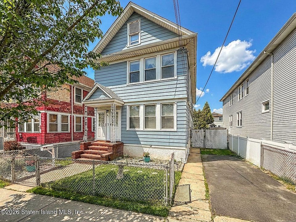 1st image of 61 Ronald Ave