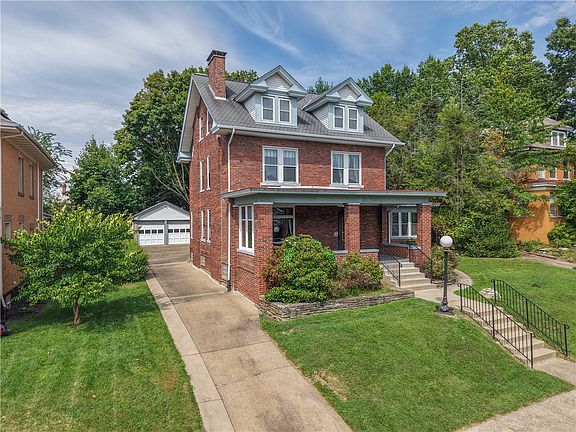 2nd image of 2832 Espy Ave