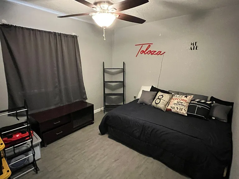 131 Voyager Ln — Photo 16