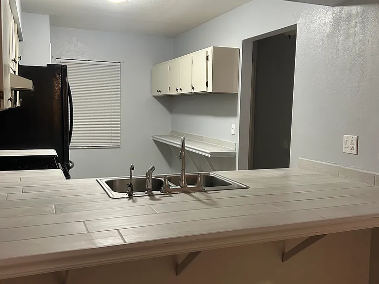 6468 Bonnie Bay Cir N — Photo 4