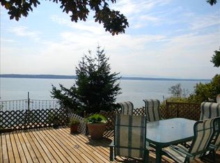 2730 Mission Beach Hgts Rd, Marysville, WA 98271