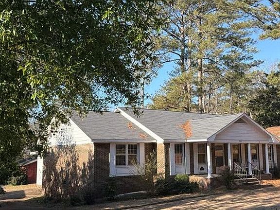 3rd image of 124 Sunnydale Rd