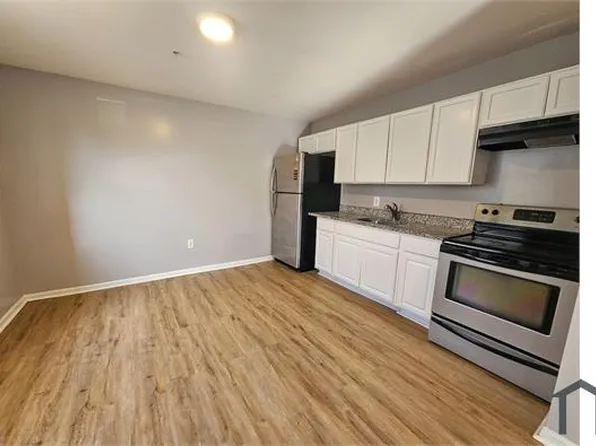 511 E 43rd St, Baltimore, MD