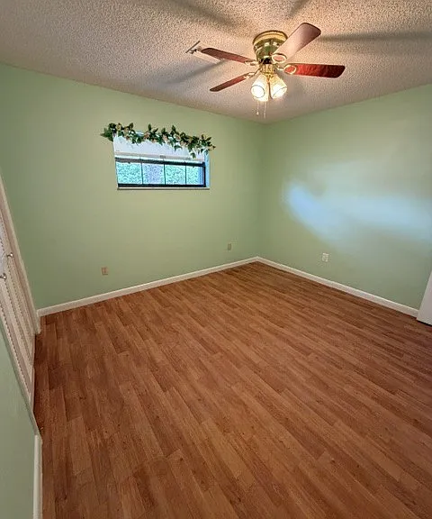 200 Bermuda St — Photo 14